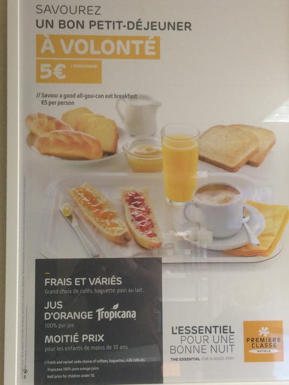 Premiere Classe Évreux Buitenkant foto Breakfast menu